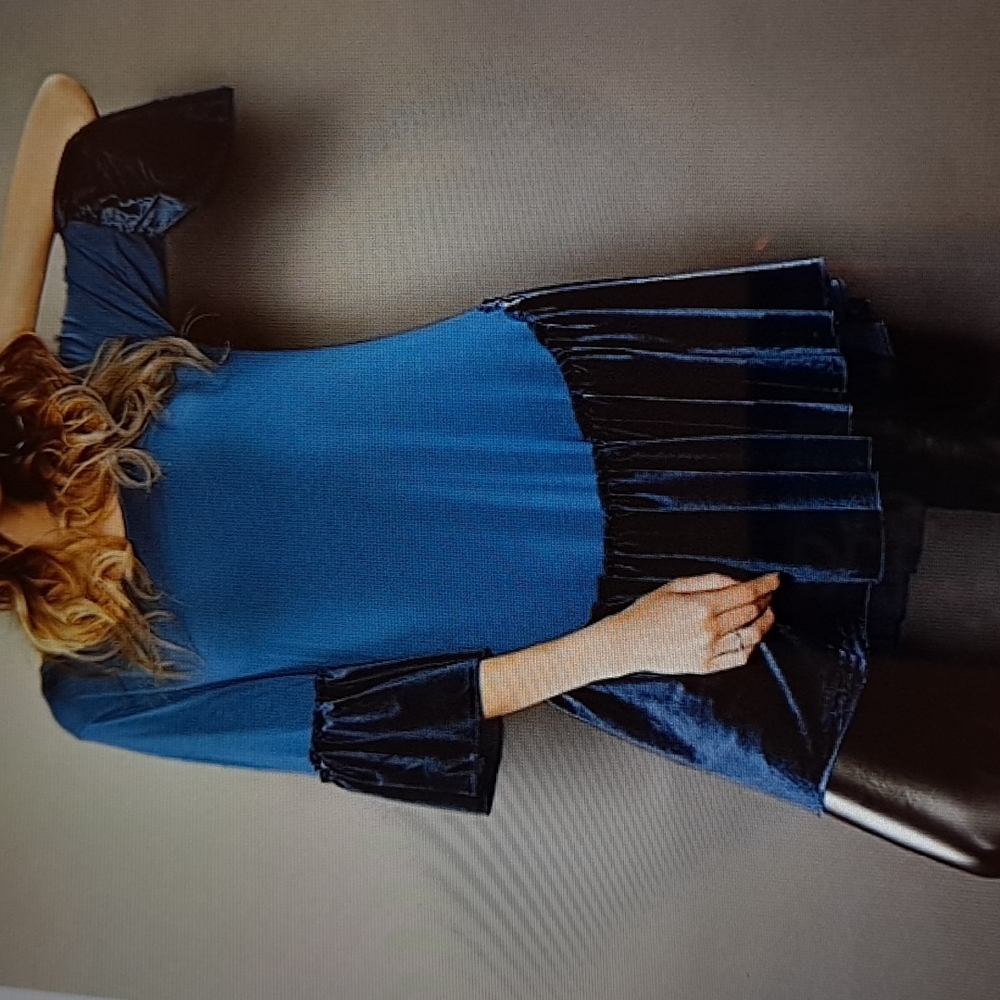 Blue Velvet-Contrast Ruffle-Hem Tunic